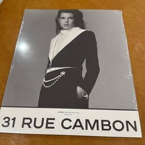 CHANEL Black and White 31 Rue Cambon Issue